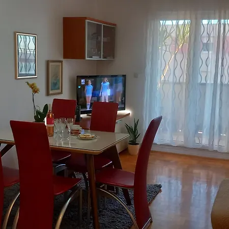 Lejlighed Harmony - Pleasant And Comfortable Place With A Balcony And A Secured Garage Split