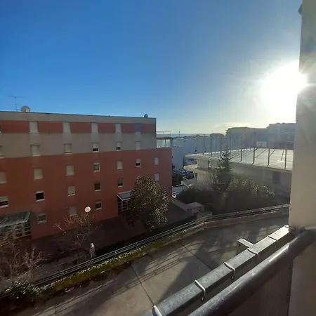 Harmony - Pleasant And Comfortable Place With A Balcony And A Secured Garage Apartment Split