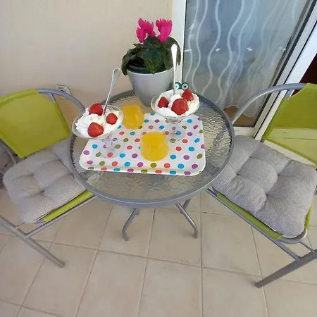 Apartment Harmony - Pleasant And Comfortable Place With A Balcony And A Secured Garage *