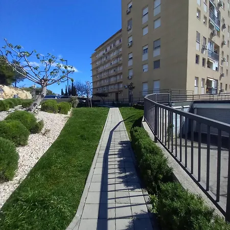 Harmony - Pleasant And Comfortable Place With A Balcony And A Secured Garage Apartment
