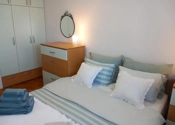 Harmony - Pleasant And Comfortable Place With A Balcony And A Secured Garage * Split