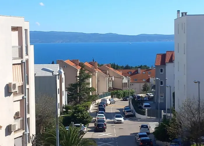 Apartment Harmony - Pleasant And Comfortable Place With A Balcony And A Secured Garage *