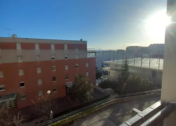 Harmony - Pleasant And Comfortable Place With A Balcony And A Secured Garage Apartment Split