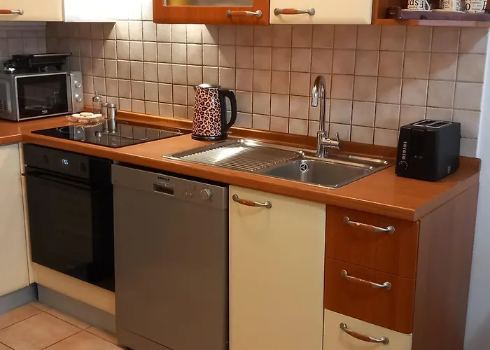 Apartment Harmony - Pleasant And Comfortable Place With A Balcony And A Secured Garage *