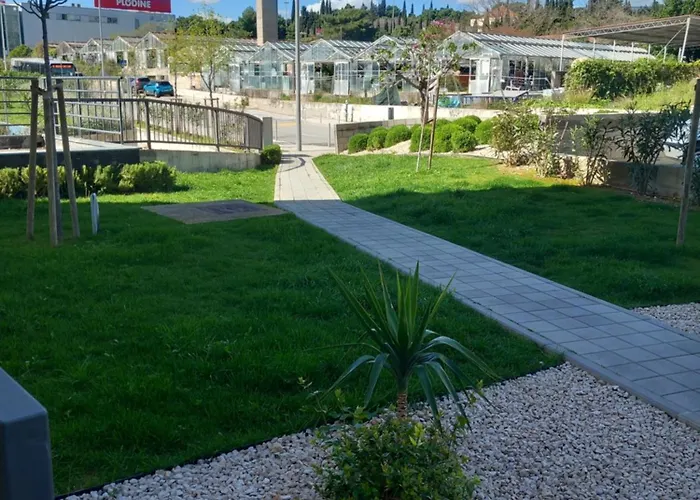 Harmony - Pleasant And Comfortable Place With A Balcony And A Secured Garage Apartment *