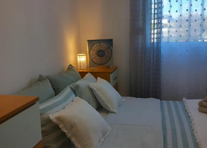 Apartment Harmony - Pleasant And Comfortable Place With A Balcony And A Secured Garage Split